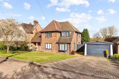 4 bedroom detached house for sale, Trotts Lane, Westerham, TN16