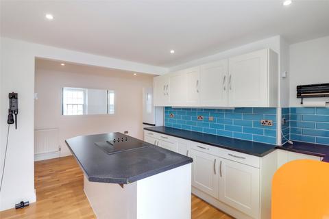 3 bedroom end of terrace house for sale, Allhalland Street, Bideford, Devon, EX39