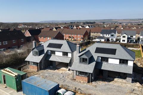5 bedroom detached house for sale, Harvest Drive, Roundswell, Barnstaple, EX31