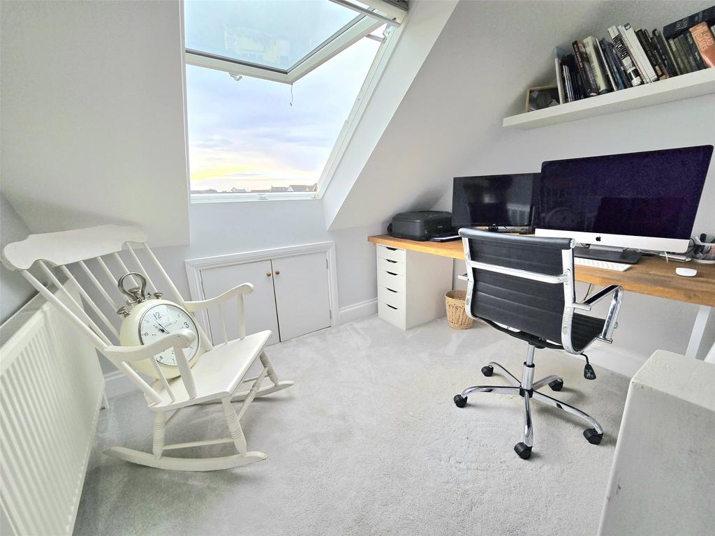 Office/Bedroom 5