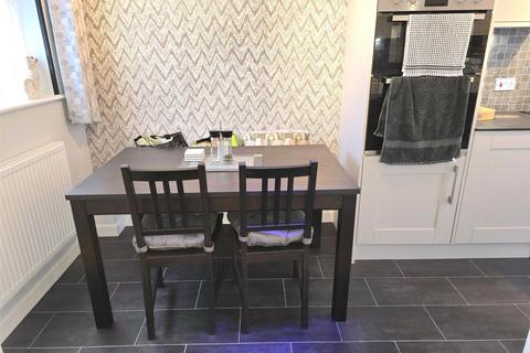 3 bedroom end of terrace house to rent, Hallett Way, Bude, Cornwall, EX23