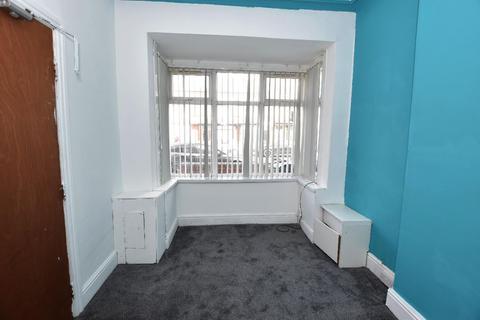 3 bedroom terraced house to rent, The Broadway, Perry Barr