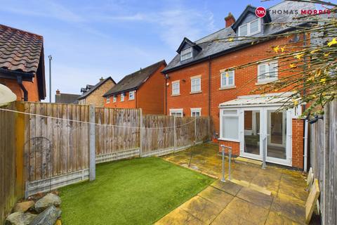 3 bedroom terraced house for sale, Shortmead Street, Bedfordshire SG18