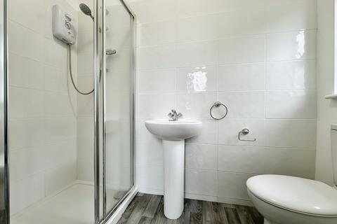 3 bedroom apartment to rent, Jerningham Road, London SE14