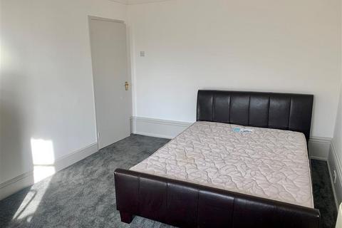 2 bedroom flat to rent, park valley, Nottingham NG7
