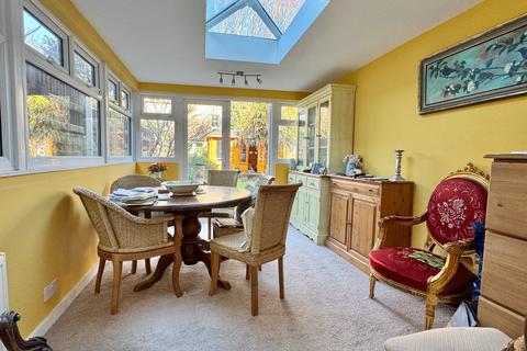 2 bedroom apartment for sale, Bouverie Road West, Kent CT20