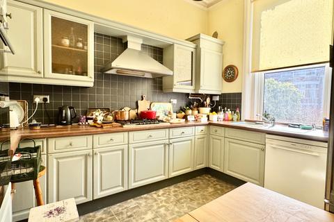 2 bedroom apartment for sale, Bouverie Road West, Kent CT20