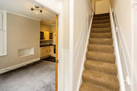 11 Causeway Side, Linthwaite, Huddersfield, HD7 5NL