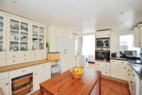 4 bedroom semi-detached house for sale, Park Road, Bromley BR1