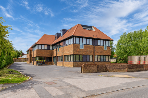 undefined, Oxford Road, High Wycombe HP14