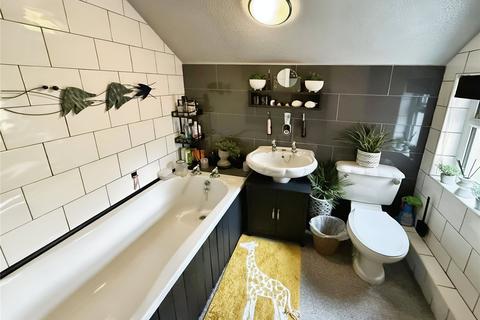 4 bedroom end of terrace house for sale, Lilac Grove, Alfreton DE55