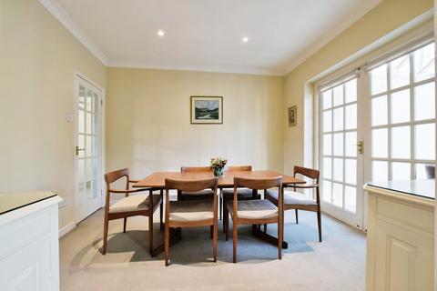 3 bedroom detached house for sale, Whitehall Close, Cheshire East SK9