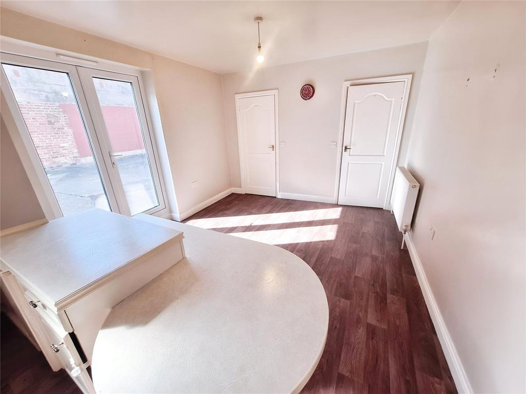 Sitting Room Area