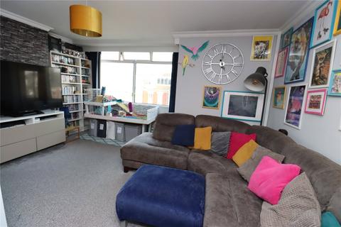 2 bedroom flat for sale, Marine Court East, Tyne and Wear NE26
