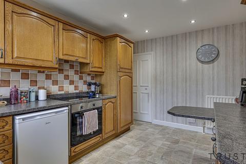 3 bedroom semi-detached house for sale, Sugar Lane, Dewsbury, WF12