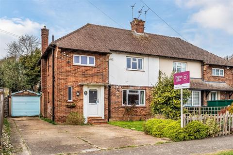 14 Hurstlands, Oxted, RH8 0HG