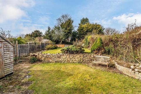 14 Hurstlands, Oxted, RH8 0HG