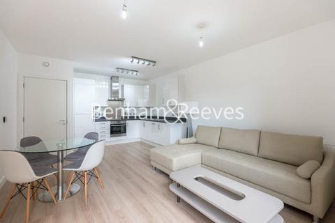 1 bedroom apartment to rent, Rathbone Street,  Canning Town E16