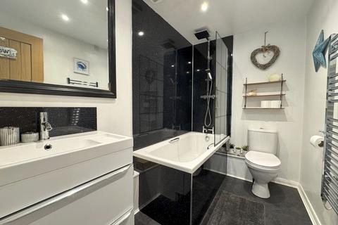 2 bedroom flat to rent, Abbotsford House, Maritime Quarter, Swansea, SA1