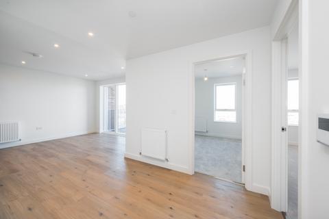 2 bedroom flat for sale, Alington House, London N8
