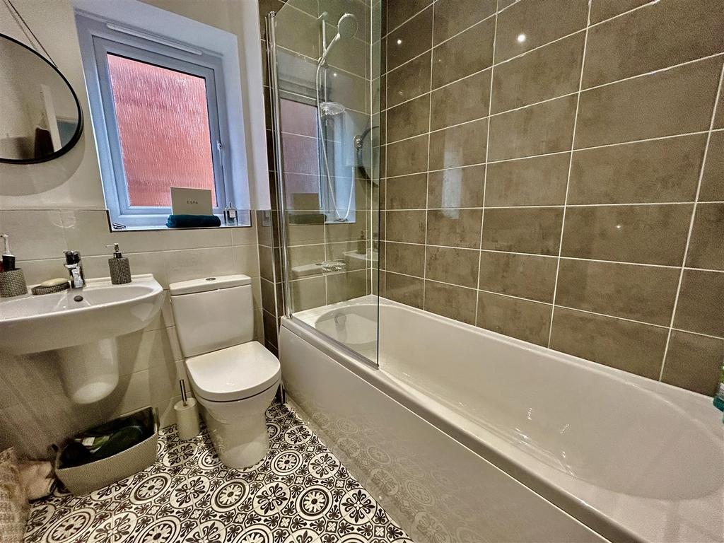 Bath.JPG