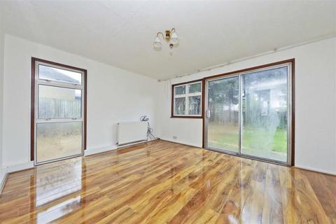 14 Sunnydene Avenue, Ruislip, HA4 6AF