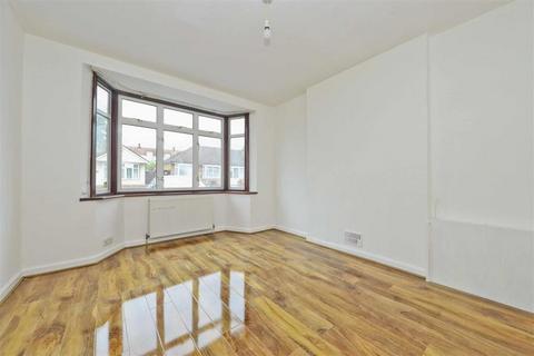 14 Sunnydene Avenue, Ruislip, HA4 6AF