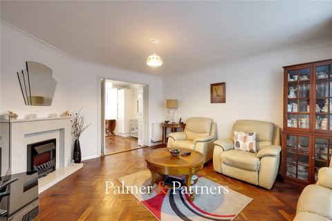 3 bedroom semi-detached house for sale, Endsleigh Court, Lexden, Colchester, Essex, CO3