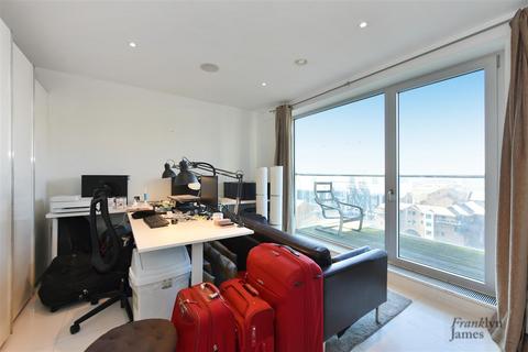Studio for sale, Baltimore Wharf, London, E14