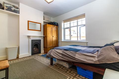 115 Howard Road, Leicester, LE2 1XP