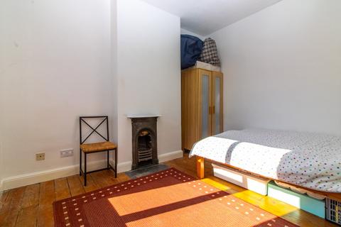 115 Howard Road, Leicester, LE2 1XP