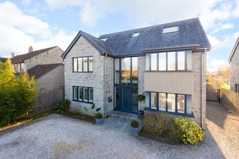 Oakwell House Barton Road, Keinton Mandeville, Somerton, TA11 6EA
