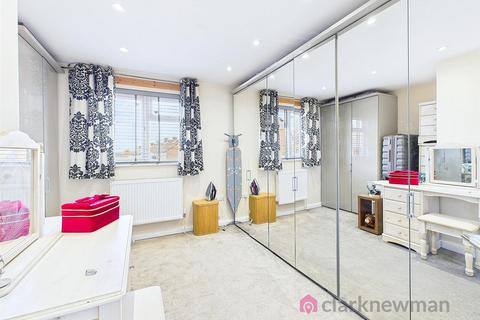 147 Abbotsweld, Harlow, CM18 6TJ