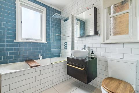 10 Graemesdyke Avenue, London, SW14 7BJ