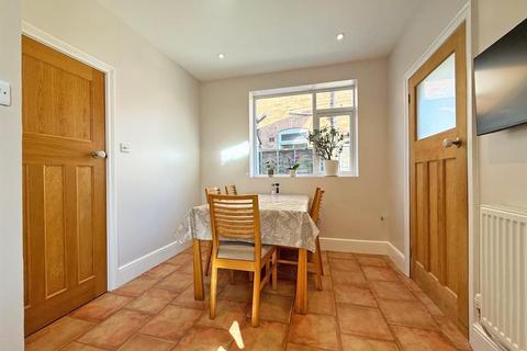 4 bedroom semi-detached house for sale, Belvidere Road, Shrewsbury