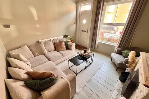 3 bedroom terraced house for sale, Gatacre Road, Great Yarmouth