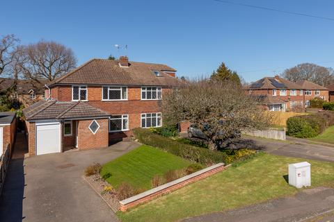 4 bedroom semi-detached house for sale, Lechford Road, Horley, Surrey, RH6