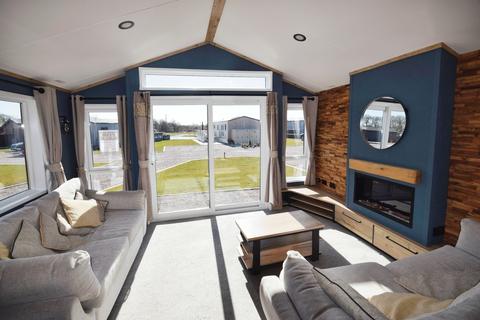 2 bedroom park home for sale, Kelsey Woods Country Park, Monksthorpe PE23