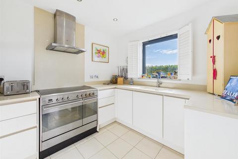 2 bedroom detached bungalow for sale, Bright and Airy 2 bedroom bungalow