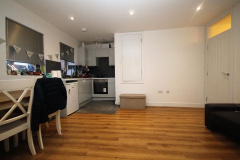 1 bedroom maisonette for sale, North Road, Lancing