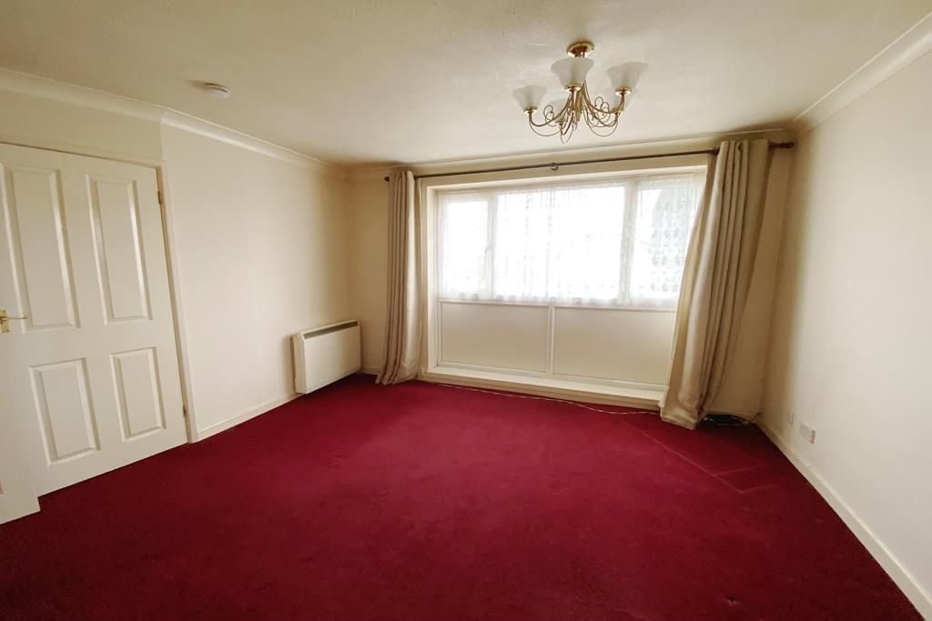 Lounge/Dining Rm