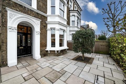 Highlever Road, London, W10