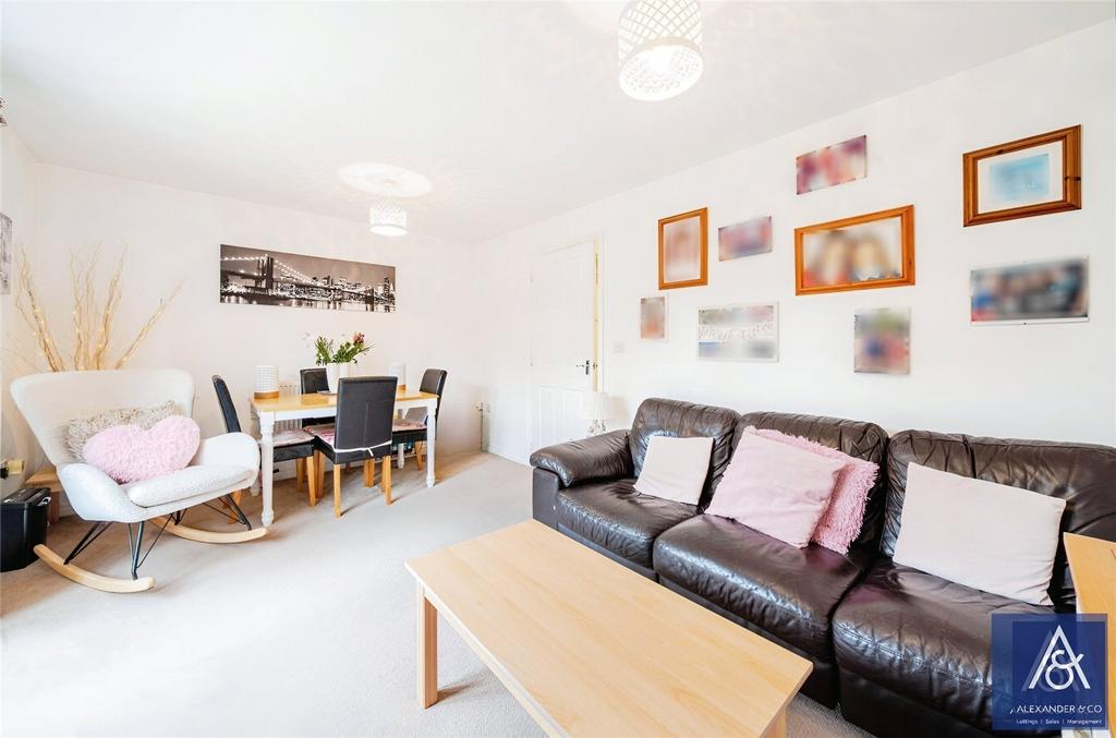 Living/Dining Room