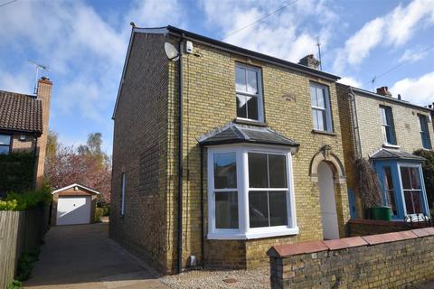 4 bedroom detached house to rent, Chapel Street, Ely CB6