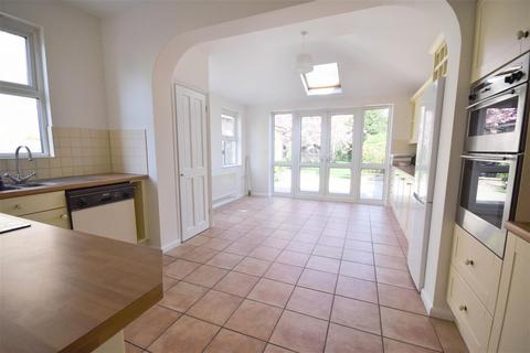 4 bedroom detached house to rent, Chapel Street, Ely CB6
