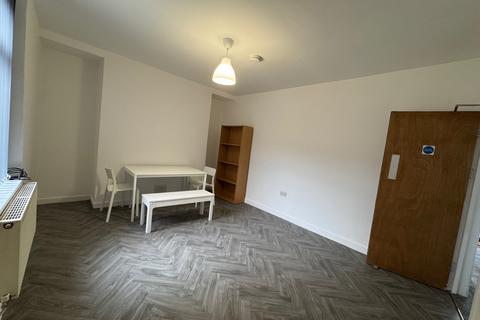 1 bedroom in a house share to rent, Room 3, 4 Rees Terrace, Pontypridd