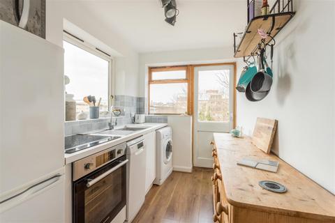 2 bedroom apartment for sale, Beaconsfield Villas, Brighton