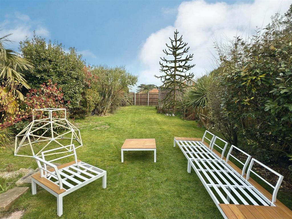 GARDEN BACK.jpg