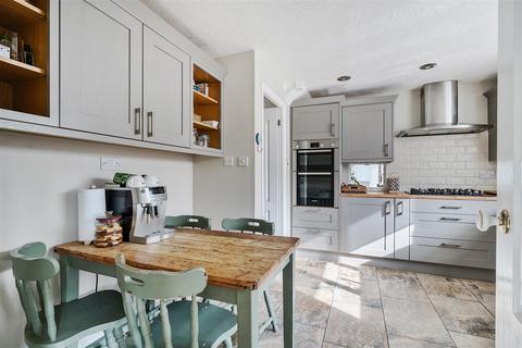 4 bedroom detached house for sale, Payne Close, Chippenham