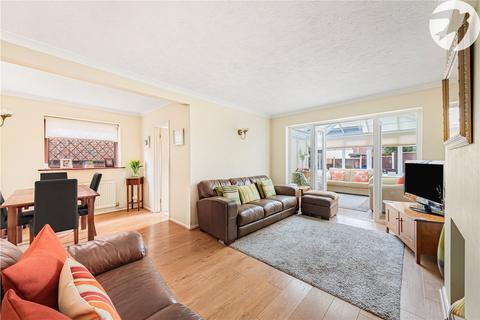 3 bedroom semi-detached house for sale, Egerton Avenue, Hextable, Kent, BR8